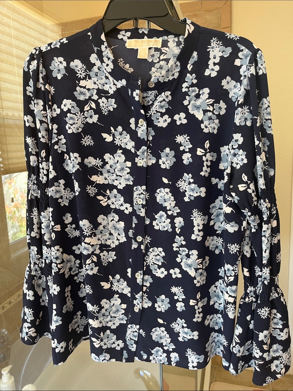 MICHAEL Michael Kors Navy and Light Blue Floral Button-Front Blouse
